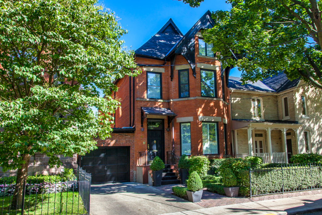 Yorkville - house
